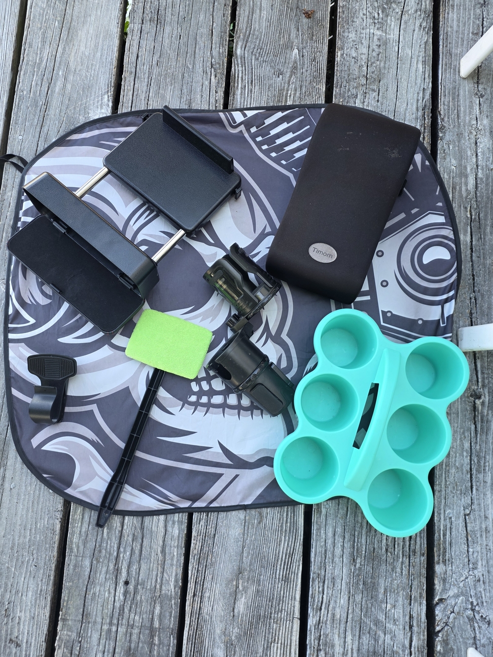 Vehicle Accessories Turquoise 6-Cup Mold Tray + Black Phone/Tablet Mount more...